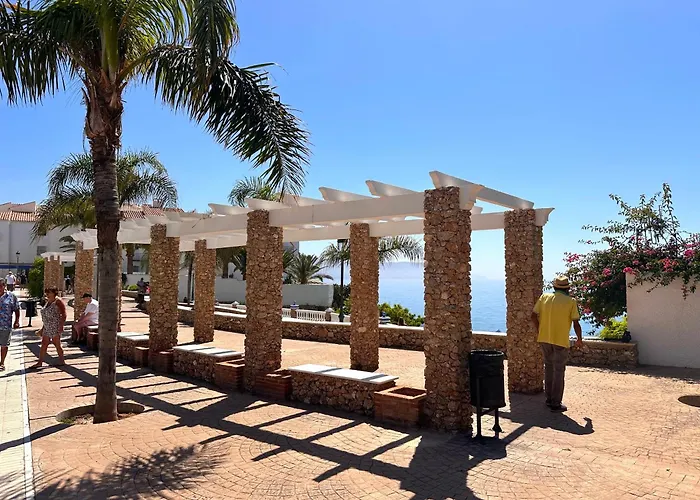 Bahia 49 Casasol Tatil Evi Nerja